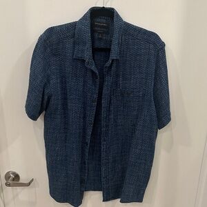 Banana Republic Textured Blue Button-Up Shirt